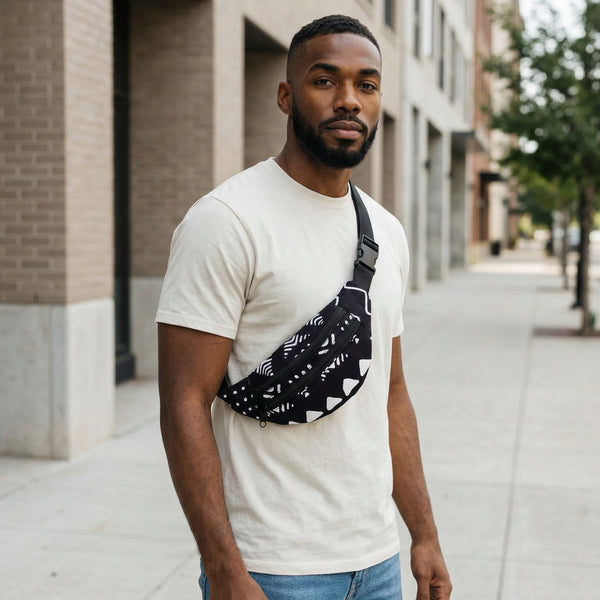 Afrikaanse print heuptasje / Fanny pack - Zwart / witte bogolan - Festival tasje met verstelbare band