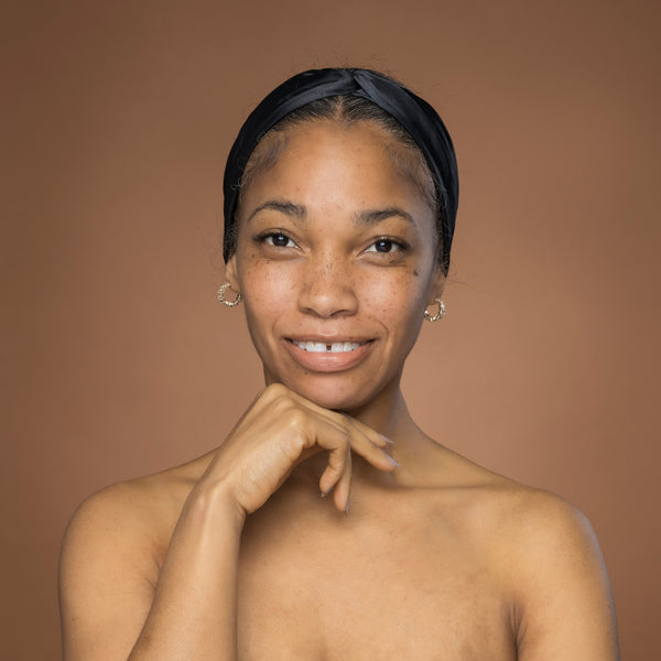 Zwarte Satijnen Haarband met Twist - Hoofdband voor Volwassenen