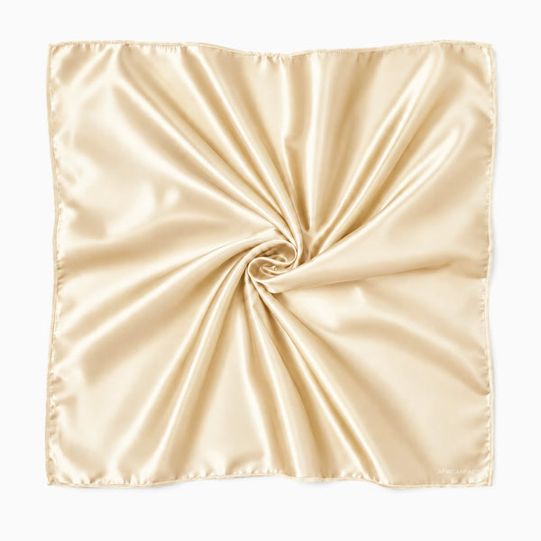 Beige Ivory Satijnen Vierkante Sjaal / Bandana / Hoofddoek 90 x 90 cm