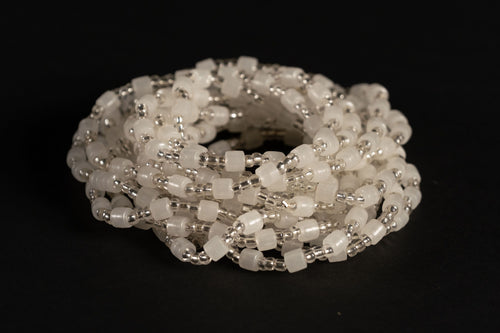 Waist Beads / Afrikaanse Heupketting - NOSA- Wit Glow (elastisch)